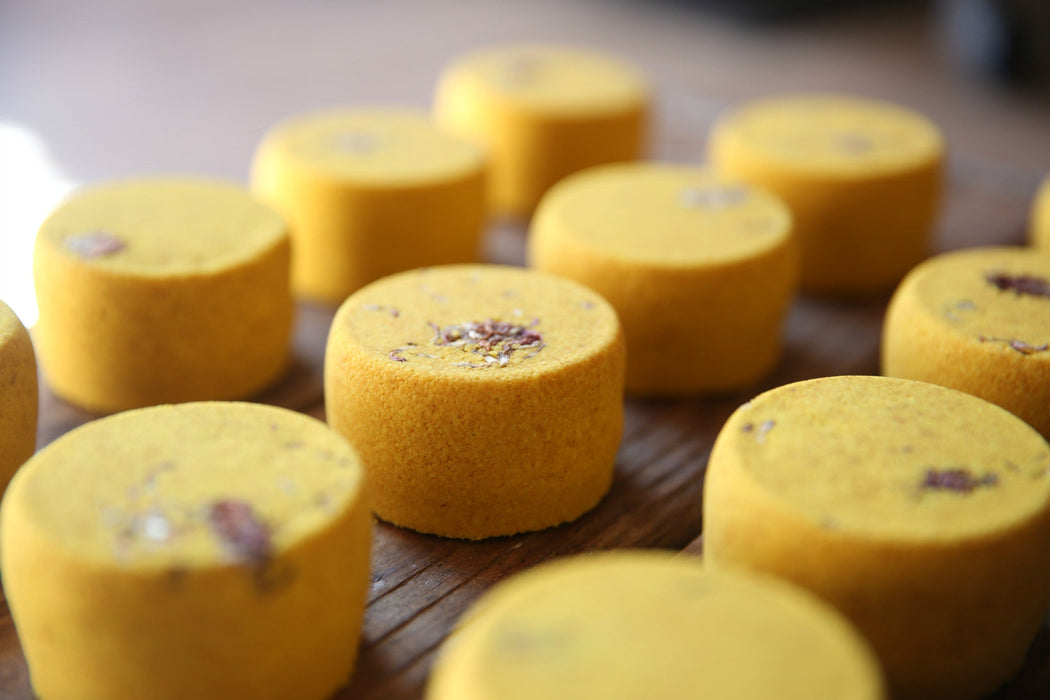Frankincense Bath Bomb with Turmeric & Sandalwood